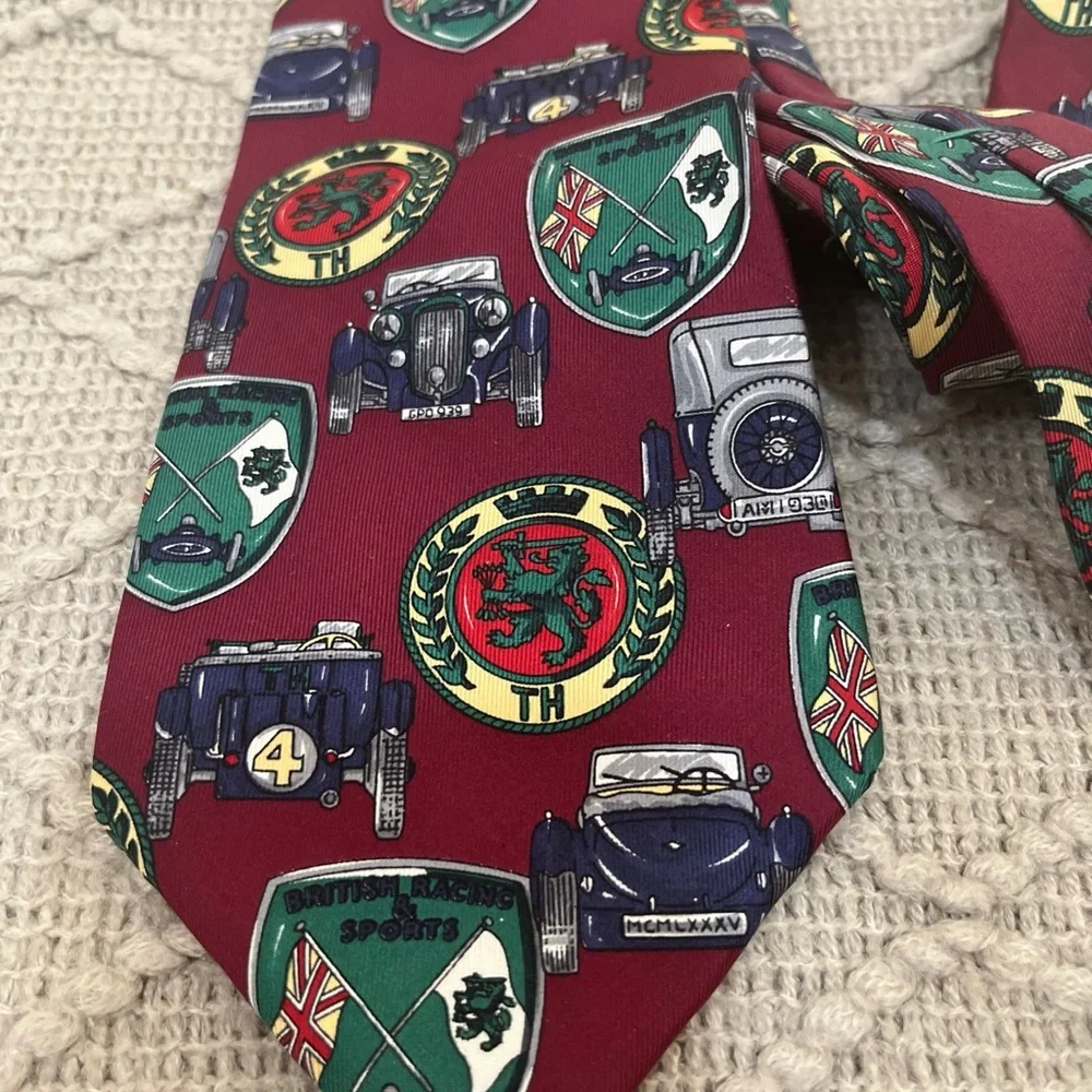 Tommy Hilfiger Men’s Red and Green‎ Patterned Tie Cars print